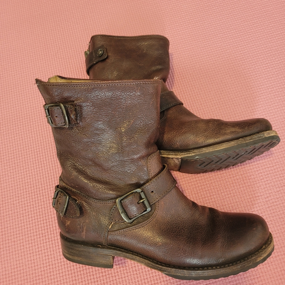 Frye Veronica zip back boots, 7 1/2